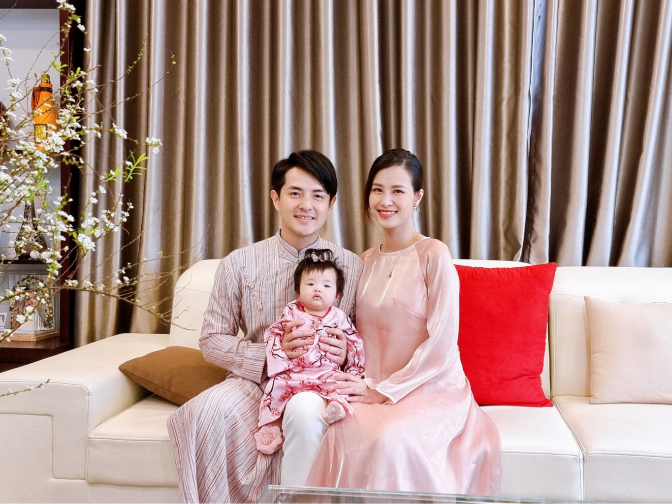 tuần san KISS Wedding Magazine