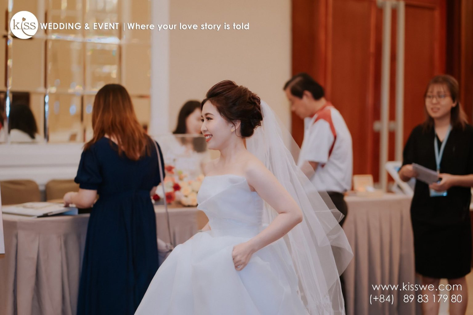 tuần san kiss wedding magazine