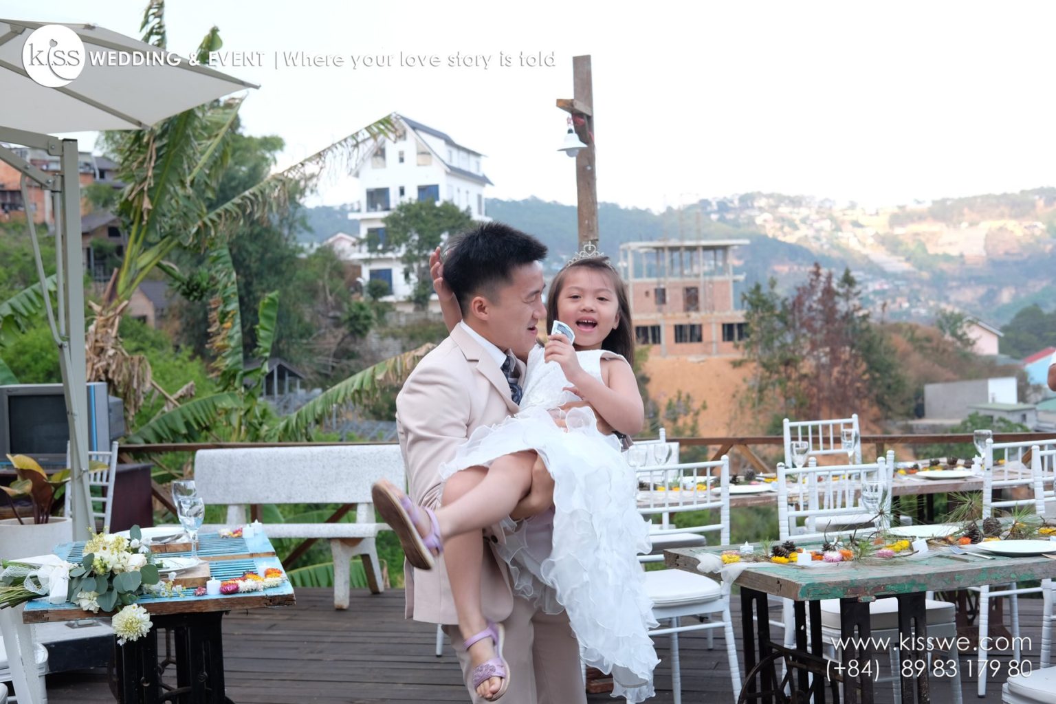 tuần san kiss wedding magazine